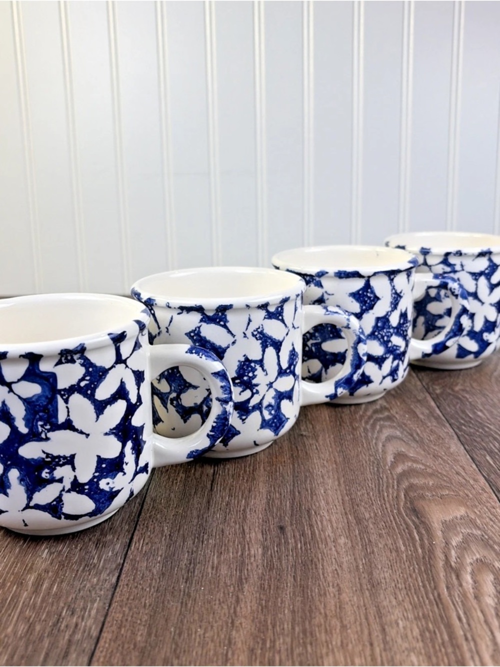 Set of 4 Hand Painted Pier 1 Blue & White Abstract Floral Mugs Made in Italy